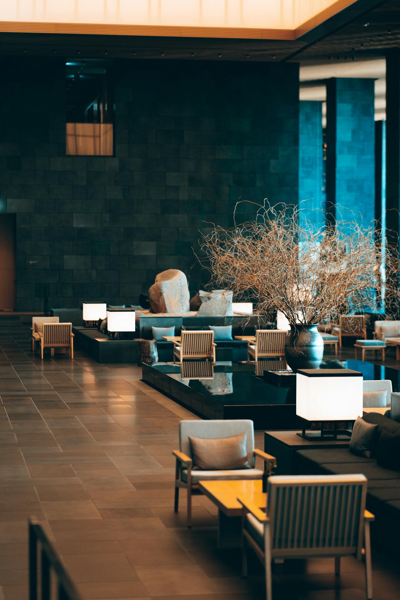 Aman Tokyo luxury lobby